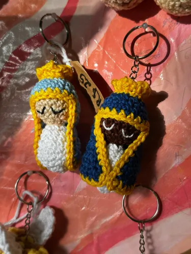 Chaveiro santinha - Círio de Nazaré - Nossa senhora crochê amigurumi
