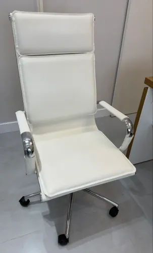 Cadeira presidente branca 