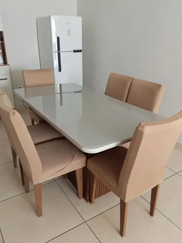 Mesa com 6 cadeiras marcar Ruffato estado de nova