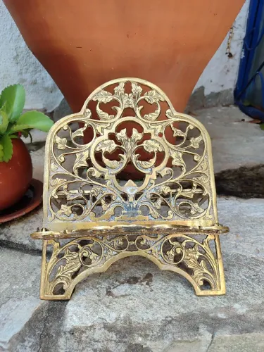 Porta bíblia e missal em bronze maciço 