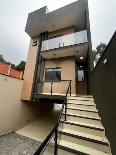 Sobrado com 3 quartos à venda em Laranjeiras - SP