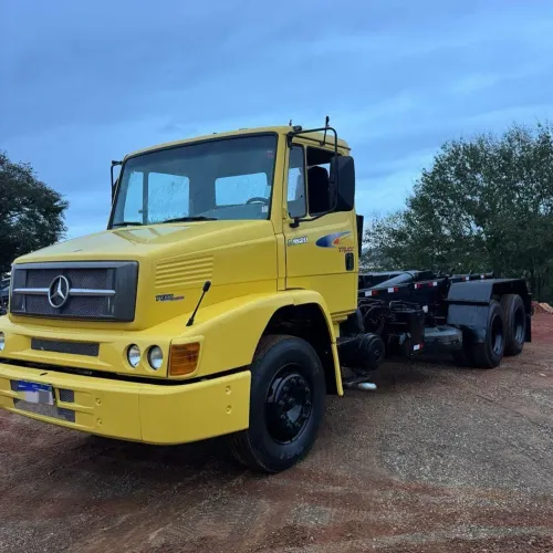 MERCEDES-BENZ - 1620