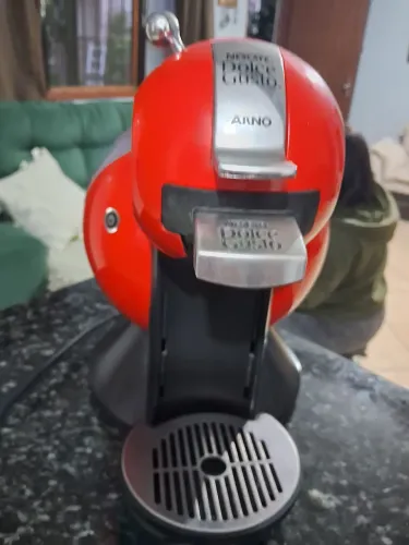 Cafeteira dolce gusto Arno 