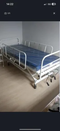 Cama hospitalar 3 manivelas 