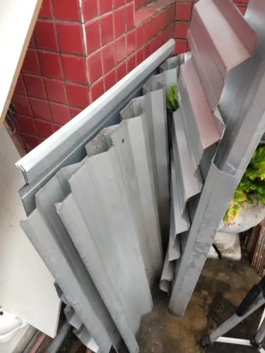 Telhas de alumínio