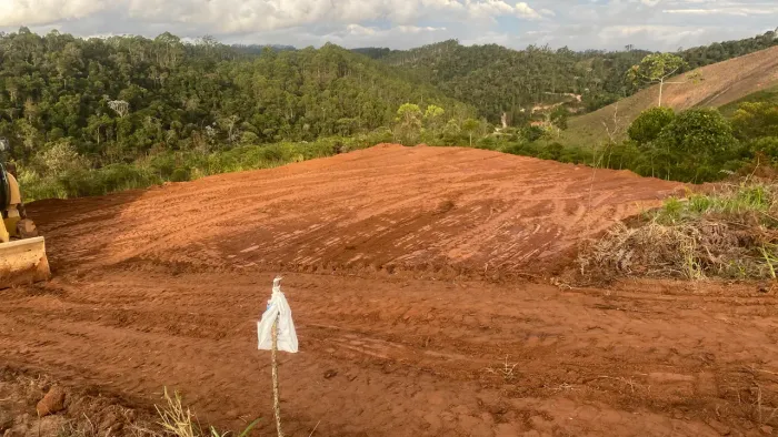Terreno 10 min da pedra azul