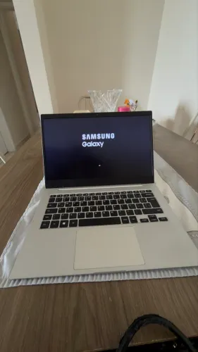 Vendo notebook Samsung galaxy book go 2023