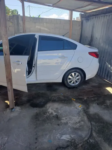 Hyundai HB20S C.plus/c.style1.0 Flex 12V Mec. 4P 2014