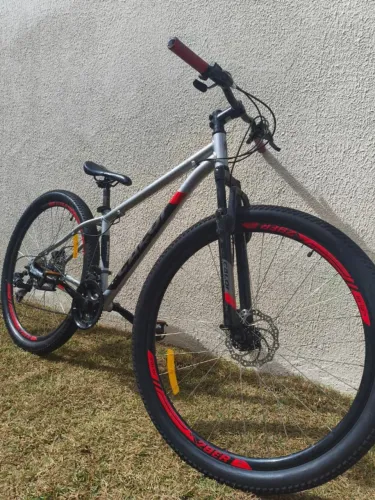Caloi Supra aro 29 21V - Shimano