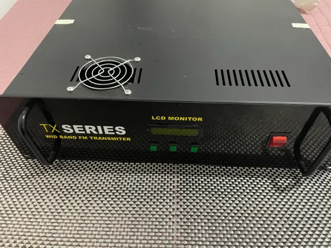 Oportunidade! Kit Rádio FM 100W Completo - Estado de Novo (Apenas 2 Usos)
