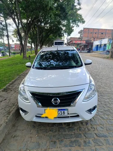 Nissan Versa SL 1.6 16V Flexstart 4P Aut. 2018