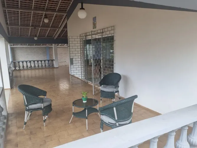 ALUGO EXCELENTE CASA NO OLHO D'AGUA POR R$ 3.800 REAIS