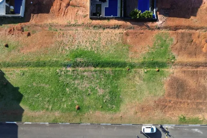 Terreno à venda no Condomínio Veneza com 300m² em Cézar de Souza - Mogi das Cruzes/ SP