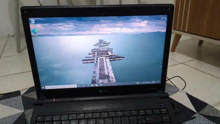 Notebook LG usado