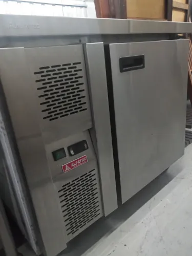 Balcão refrigerado Alfatec , medidas 95x70x84