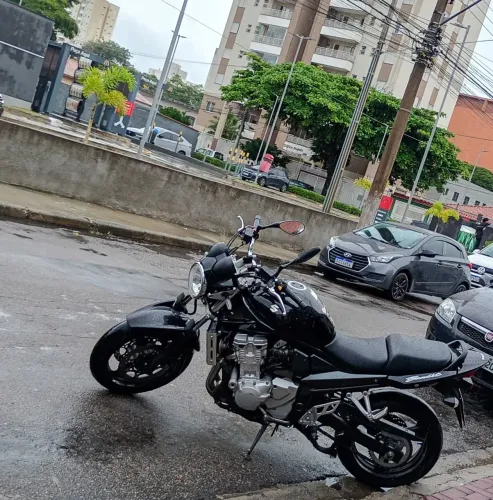 Bandit 650n Injetada - 3 Dono (zerada)