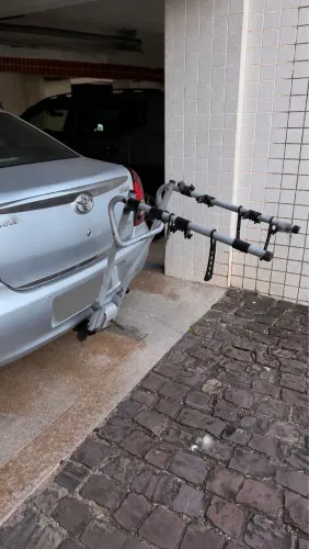     Suporte de bicicleta para engate de reboque