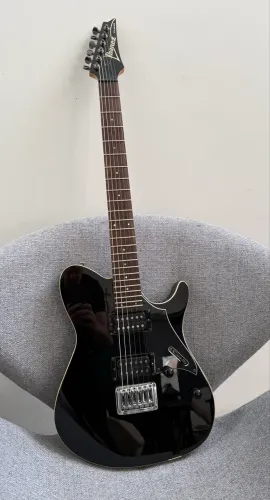 Guitarra Ibanez FR320 Preta com upgrade ! Bag inclusa