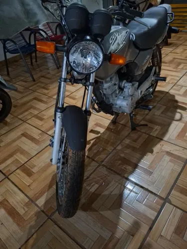 Honda CG Titan ES 2002/2003 - Prata - Gasolina
