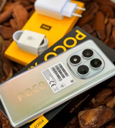 Xiaomi Poco X7 5G 256 GB | 16 GB de RAM (impecável)- Aceito trocas