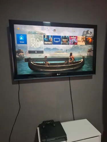 PS4 Slim 500GB + 2 Controles + 7 Jogos | Excelente Estado