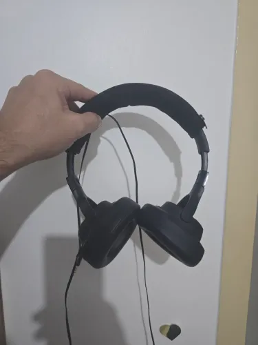 JBL Tune 750BT