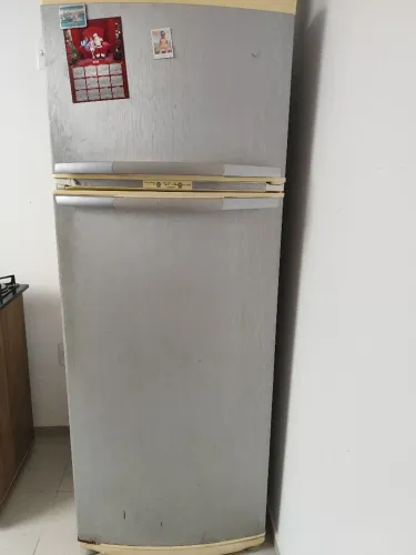 Geladeira Frost Free, 450 litros