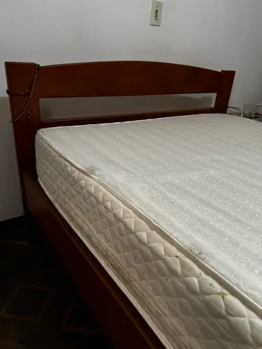 Cama de Casal Madeira Maciça + Colchão