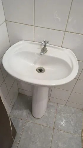 Pia + vaso sanitário