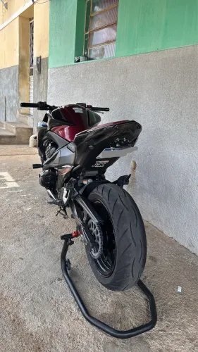 TÍTULO:Kawasaki Z800 - Impecável | 13 mil km | Pneus Novos | Revisada