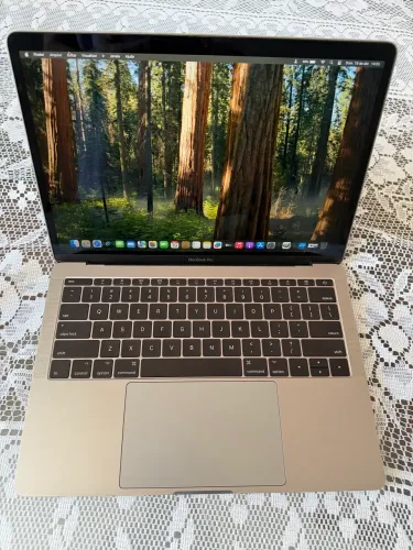 MacBook Pro 2017 13インチ 16GB 256GB Amazon.co.jp: 【整備済み品】Apple MacBook Pro 2017, Thunderbolt