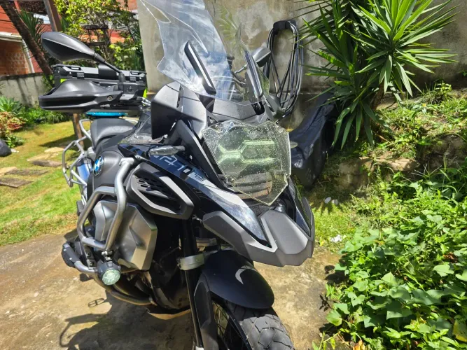 BMW 1250 Triple Black Adventure