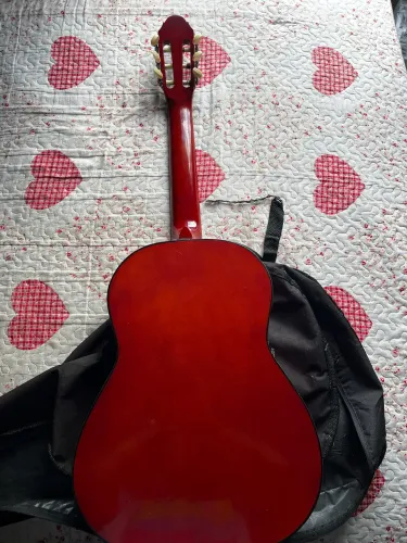 VENDE-SE VIOLÃO 
