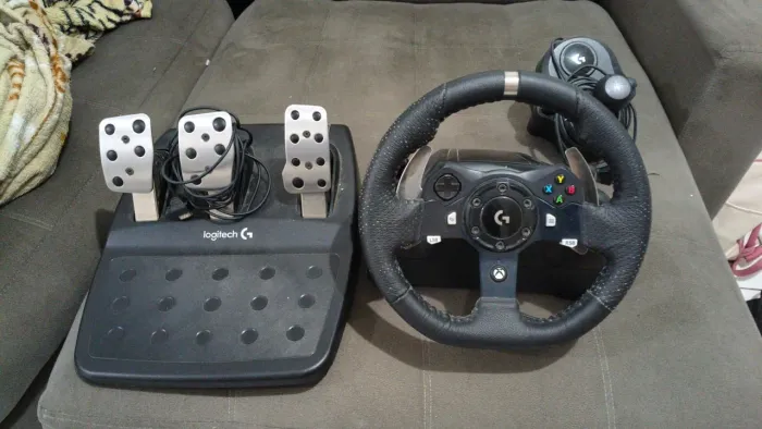 Kit Volante Logitech G920 + Pedais + Câmbio