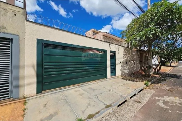 casa com 3 suítes no Greenville