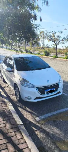 Peugeot 208 Active/active Pack 1.5 Flex 8V 5P 2015