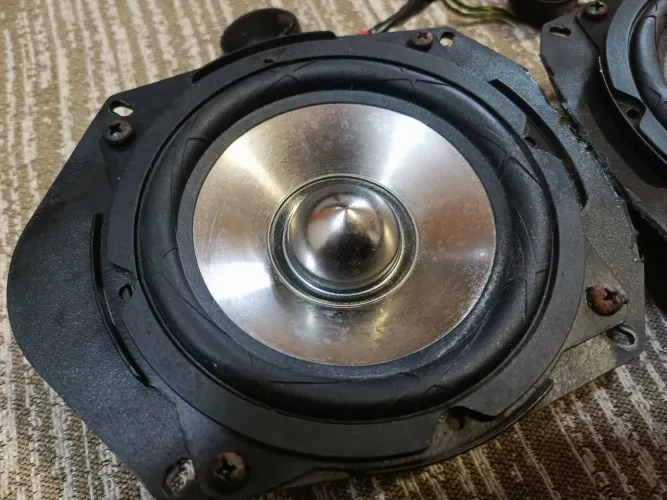 AltoAlto Falante 2 vias JBL 52V2A 5" 100W máx / 4?