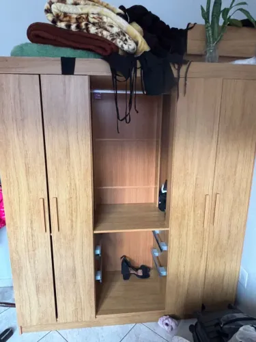 Vendo Armário