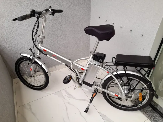Vende-se Bicicleta Elétrica