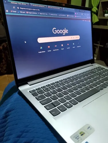 Notebook Lenovo seminovo