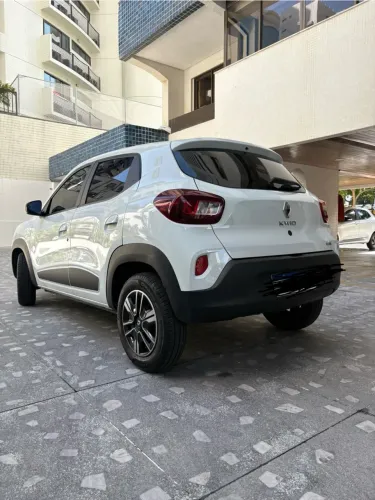 Renault Kwid Intense 1.0 Flex 12V 5P Mec. 2025