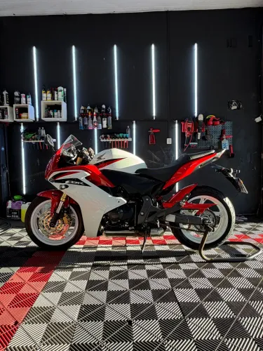 HONDA CBR 600F