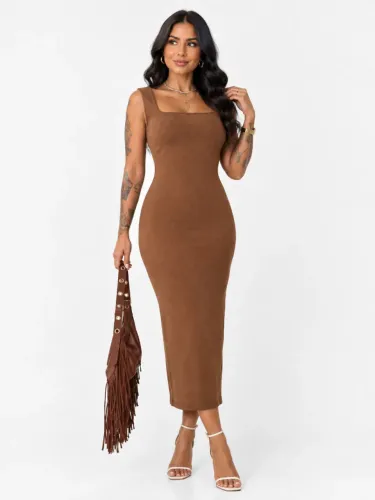 Vestido Midi Feminino Canelado Com Fenda Sem Manga