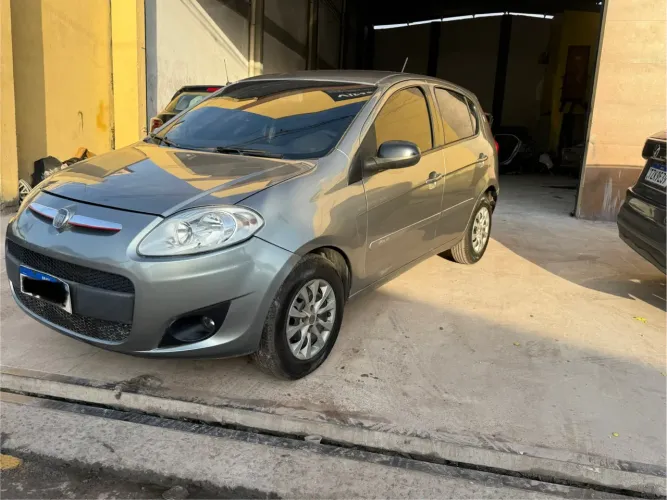 Fiat Palio Attractive 1.0 EVO Fire Flex 8V 5P 2014