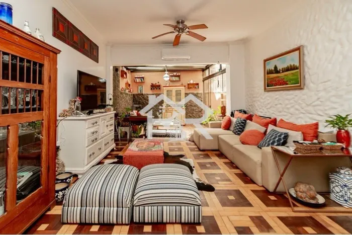 Apartamento 3 dormitórios para alugar no Centro Histórico de Porto Alegre