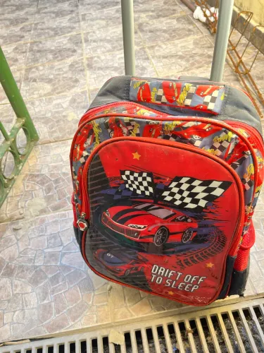 Mochila rodinha menino