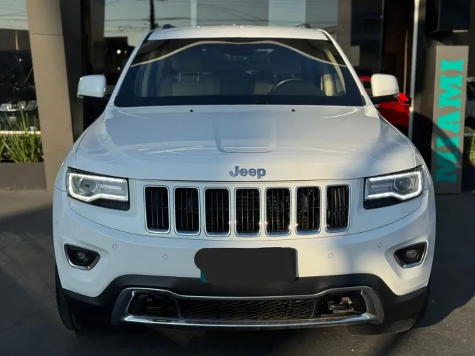 Jeep Grand Cherokee Limited 3.0 TB Dies. AUT 2014