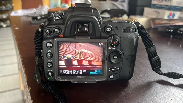 NIKON D7000
