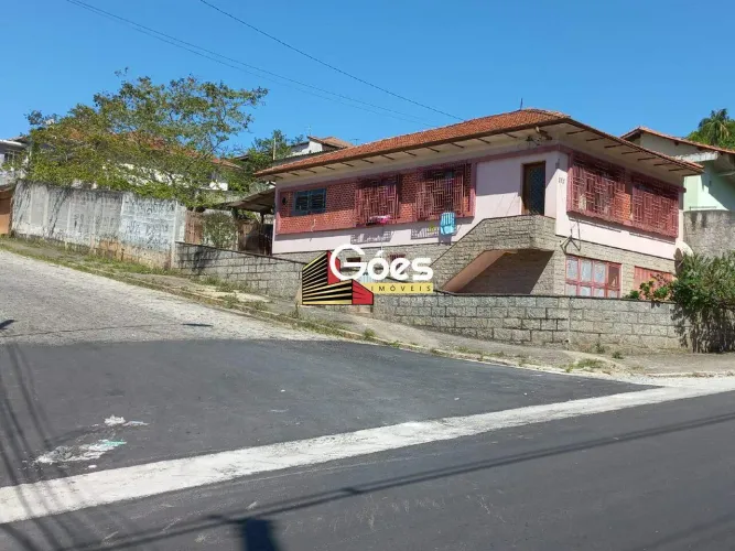 Casa com 3 quartos para venda em Centro Alto, em Ribeirão Pires