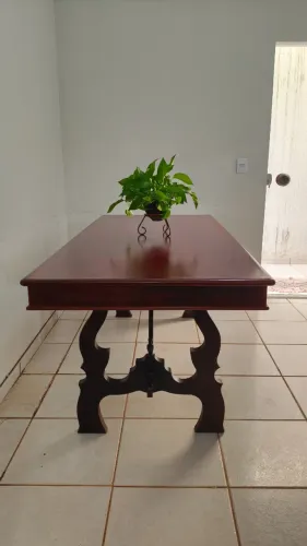 Mesa de Madeira Maciça 1,80 x 0,90 - Estilo Colonial/Rústico